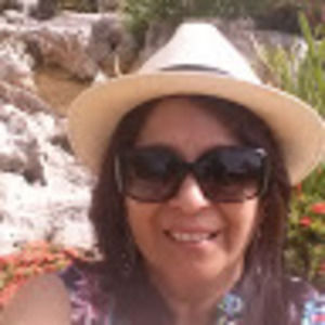 Meet your Posher, Vania